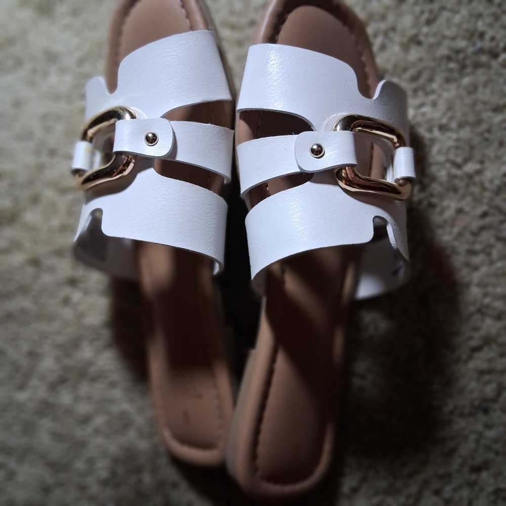 Time and Tru Women's White Slide Sandals with Gold Buckle - Picture 2 of 4